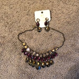 Necklace and earring set